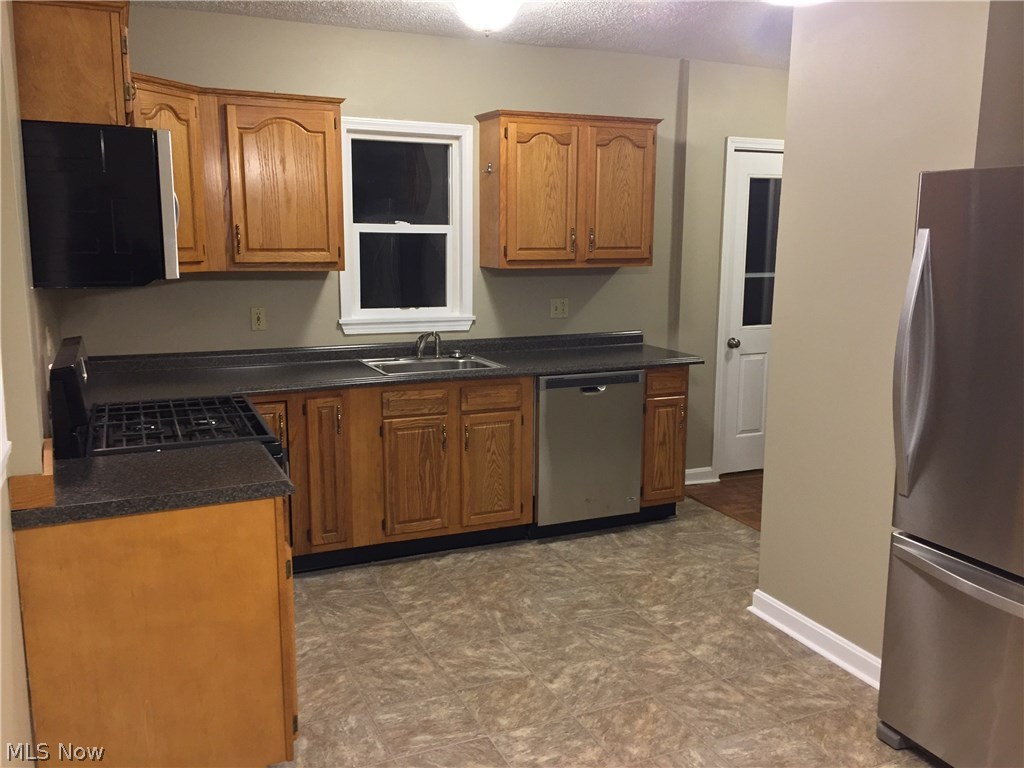 Barbertonb Realty Cos Eastern - Residential