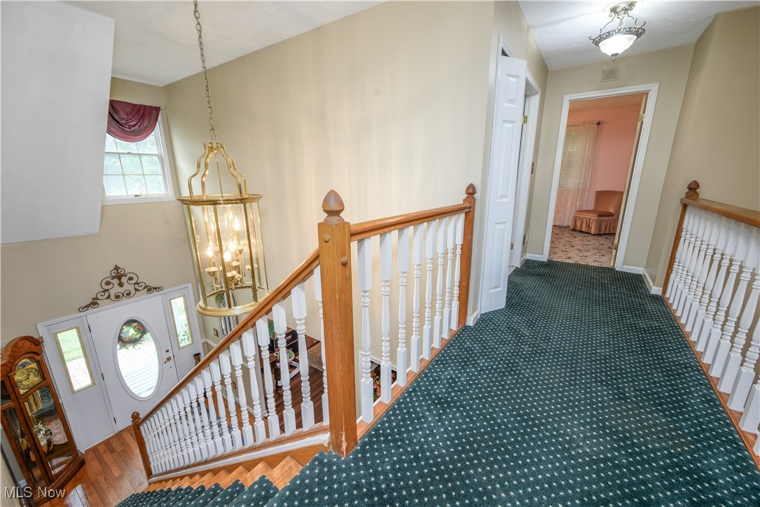 Broadview Heights, Ohio 44147, United States, 3 Bedrooms Bedrooms, ,3 BathroomsBathrooms,Residential,Pending,170969