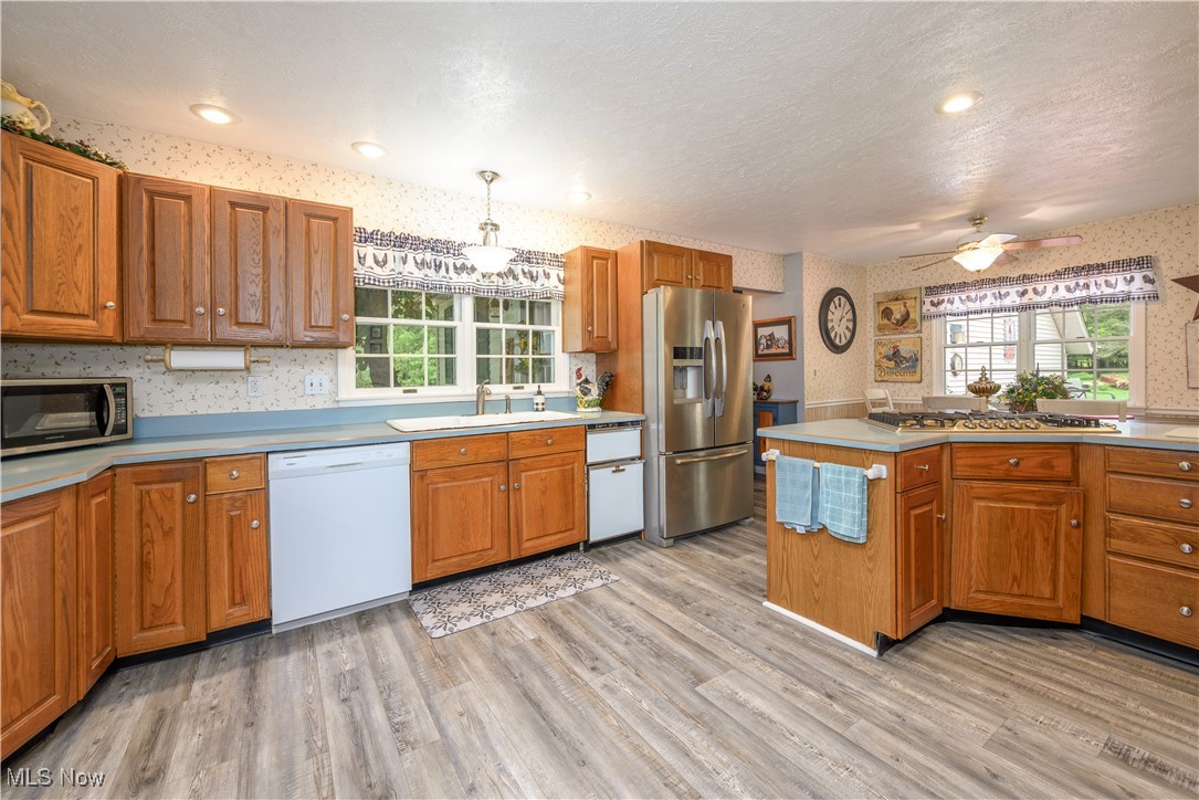 Broadview Heights, Ohio 44147, United States, 3 Bedrooms Bedrooms, ,3 BathroomsBathrooms,Residential,Pending,170969