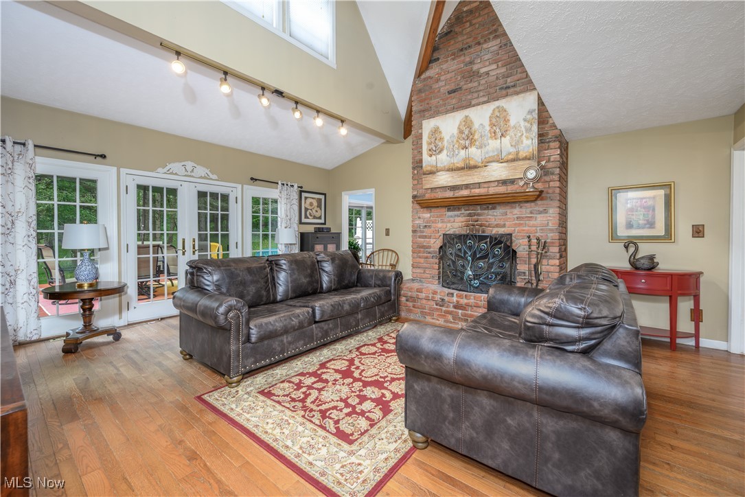 Broadview Heights, Ohio 44147, United States, 3 Bedrooms Bedrooms, ,3 BathroomsBathrooms,Residential,Pending,170969