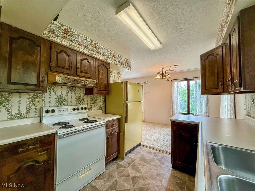 Village/Lodi - Residential