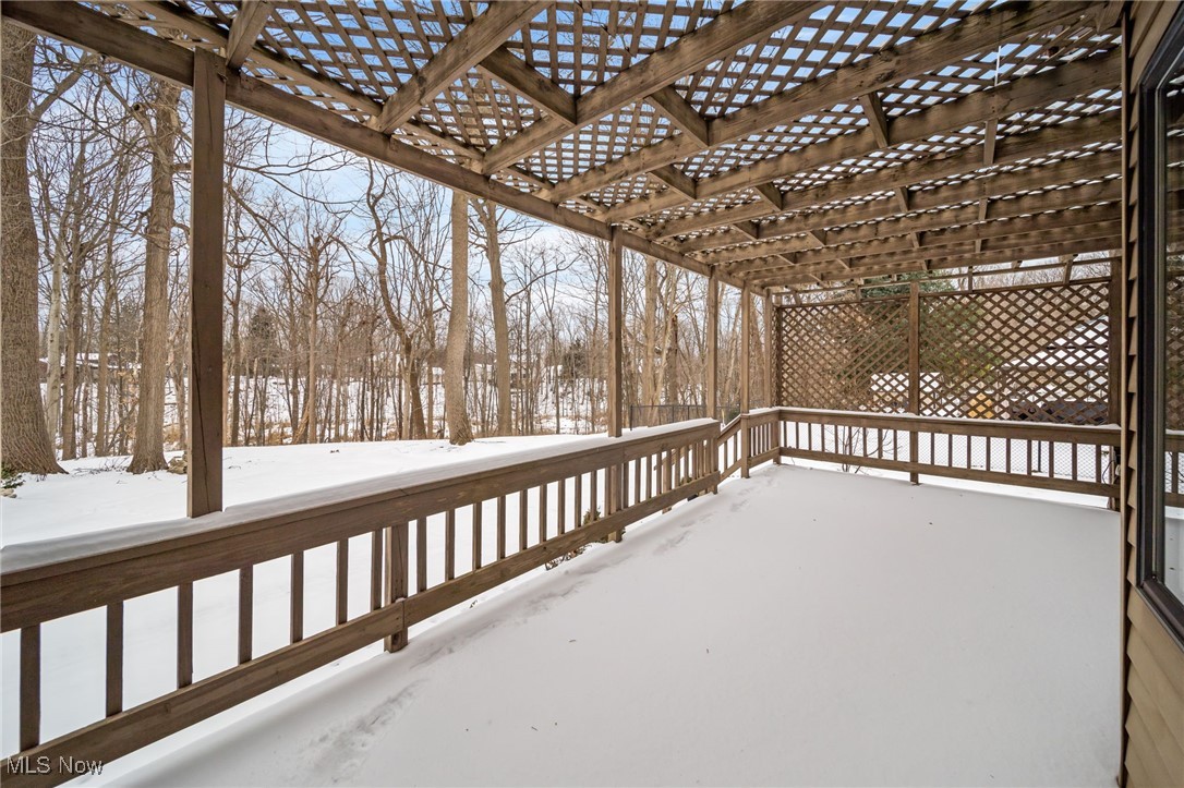 8638 Harvest Home Drive, Mentor, Ohio image 8