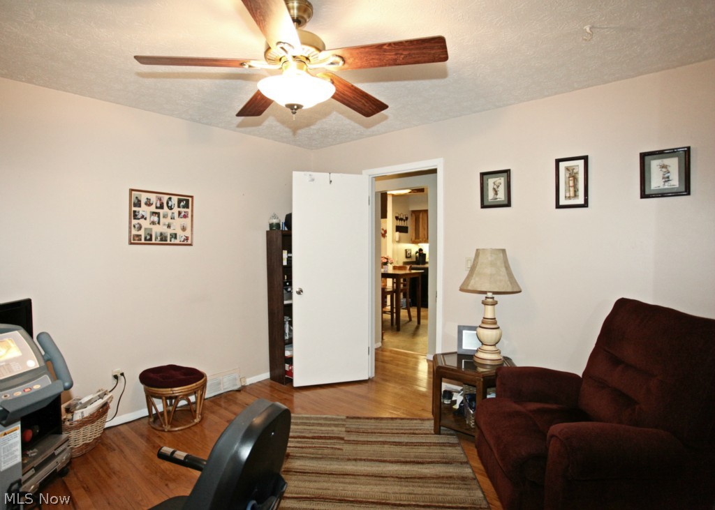 Kolthoff Resub - Residential