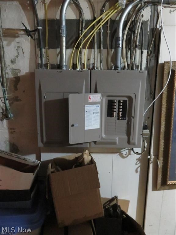 Newport Village - Commercial Sale