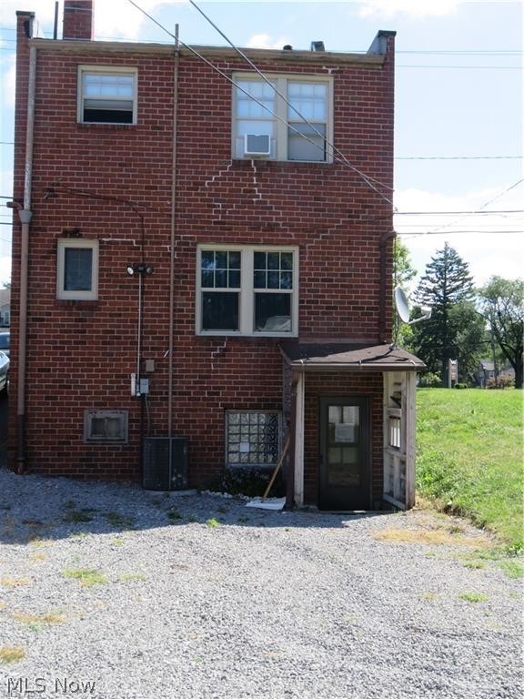 Newport Village - Commercial Sale