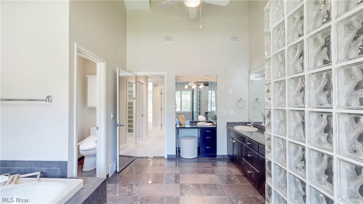 Orangewood - Residential