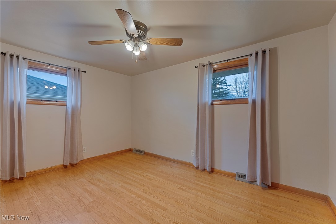 677 Wesley Avenue, Youngstown, Ohio image 15