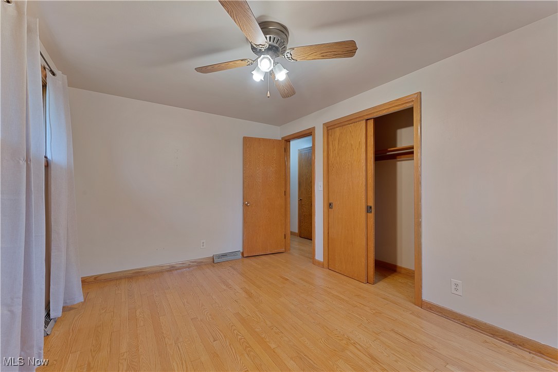 677 Wesley Avenue, Youngstown, Ohio image 17