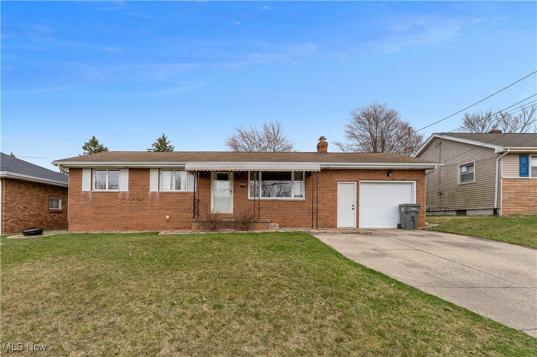 677 Wesley Avenue, Youngstown, Ohio image 1