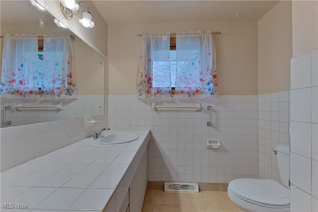 677 Wesley Avenue, Youngstown, Ohio image 22