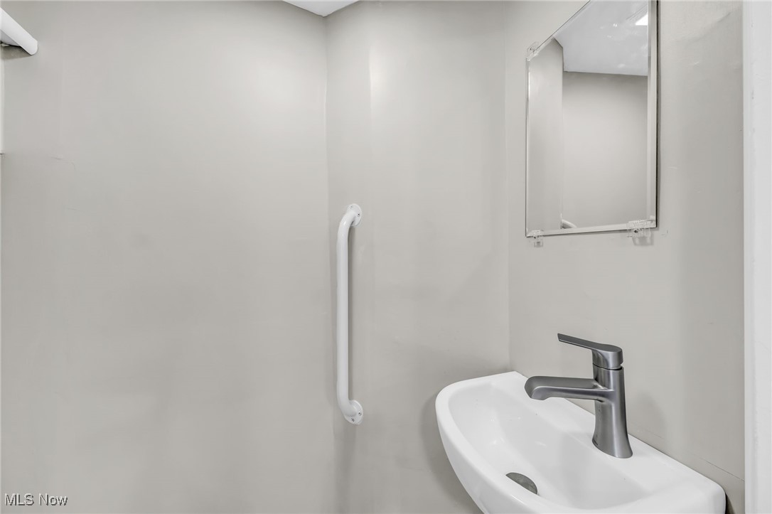 Groveland Club Cos - Residential