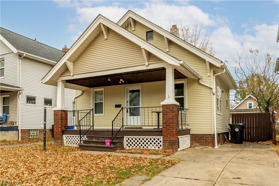 Lorain Villas - Residential