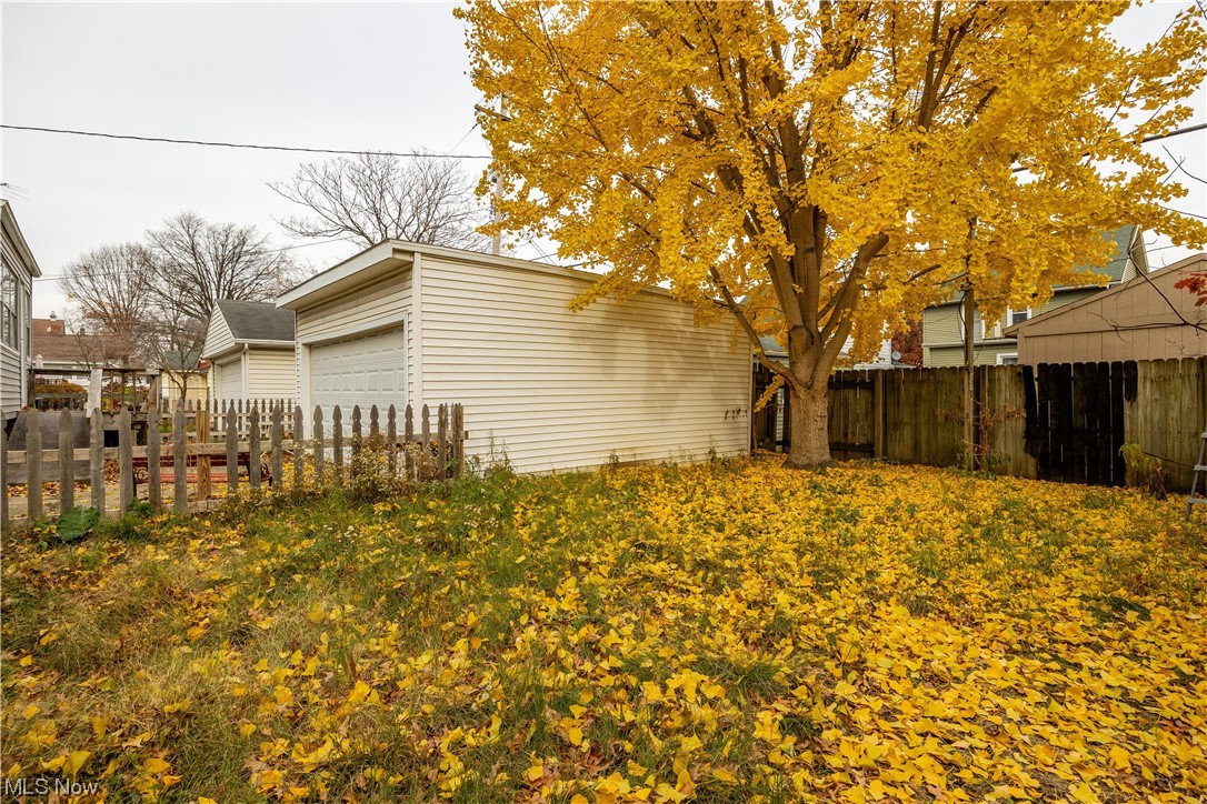 Lorain Villas - Residential