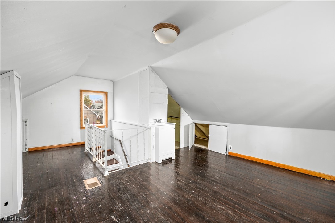 Lorain Villas - Residential