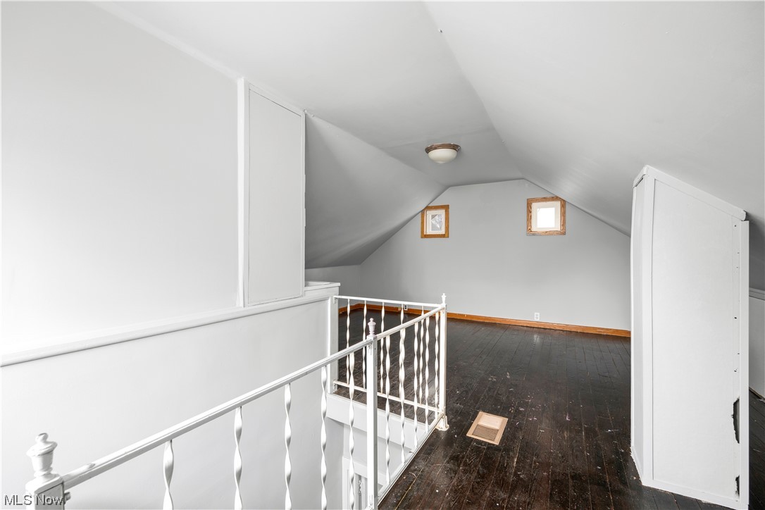 Lorain Villas - Residential