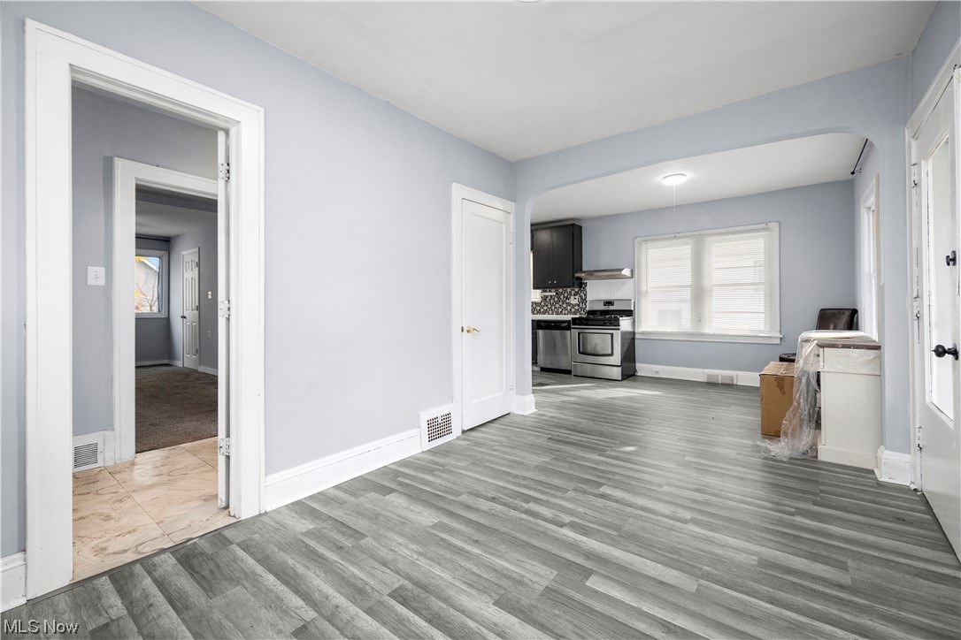 Lorain Villas - Residential