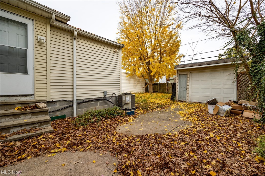 Lorain Villas - Residential