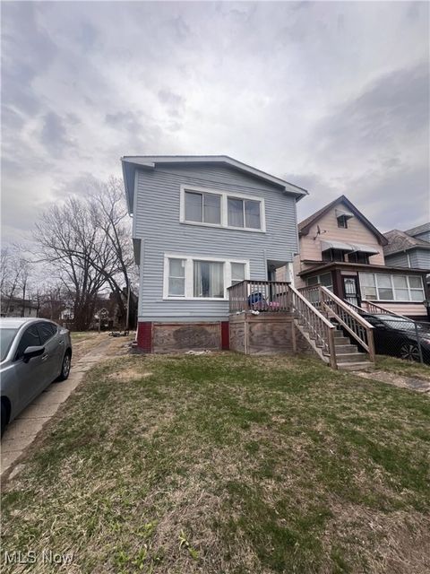 667 E 124th Street Cleveland OH 44108