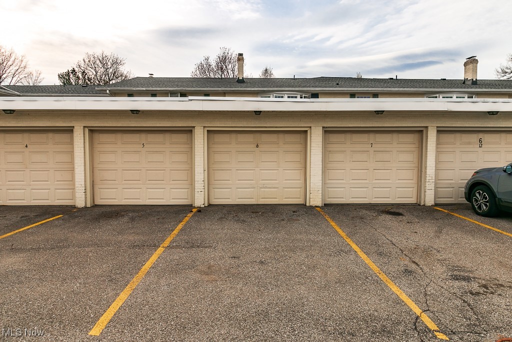 6 Meadowlawn Drive #6, Mentor, Ohio image 24