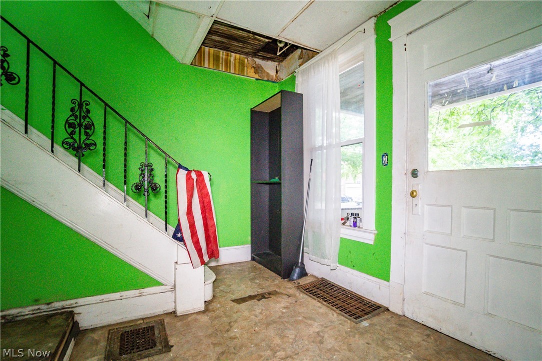 Elizabeth & Roland Pletschers - Residential