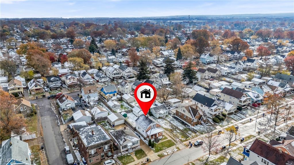 Photo of 3757 W 135th Street, Cleveland, OH 44111 (MLS # 5181871)