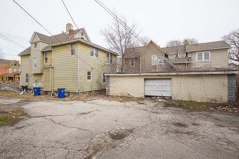 Duplex in Cleveland OH 1807 Denison Avenue 11.jpg