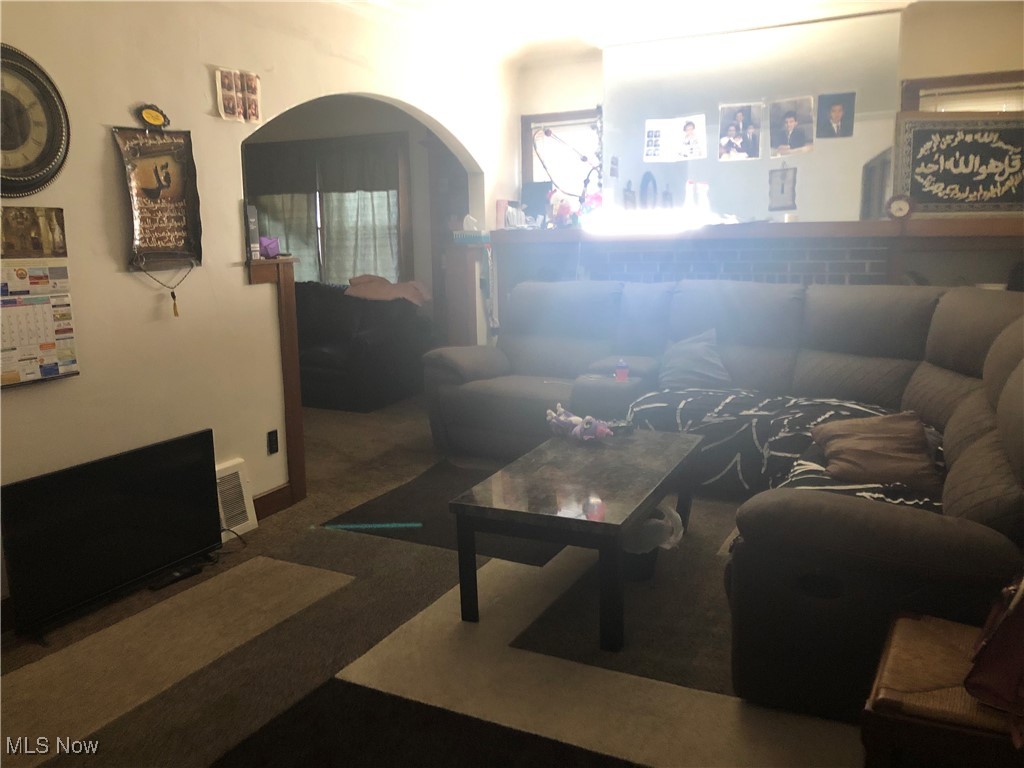 3582 W 126th Street