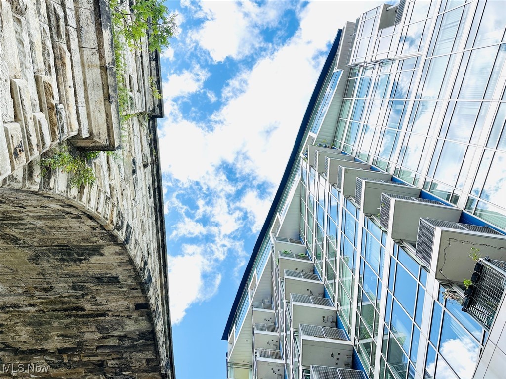 Stonebridge Plaza Condo - Residential Lease