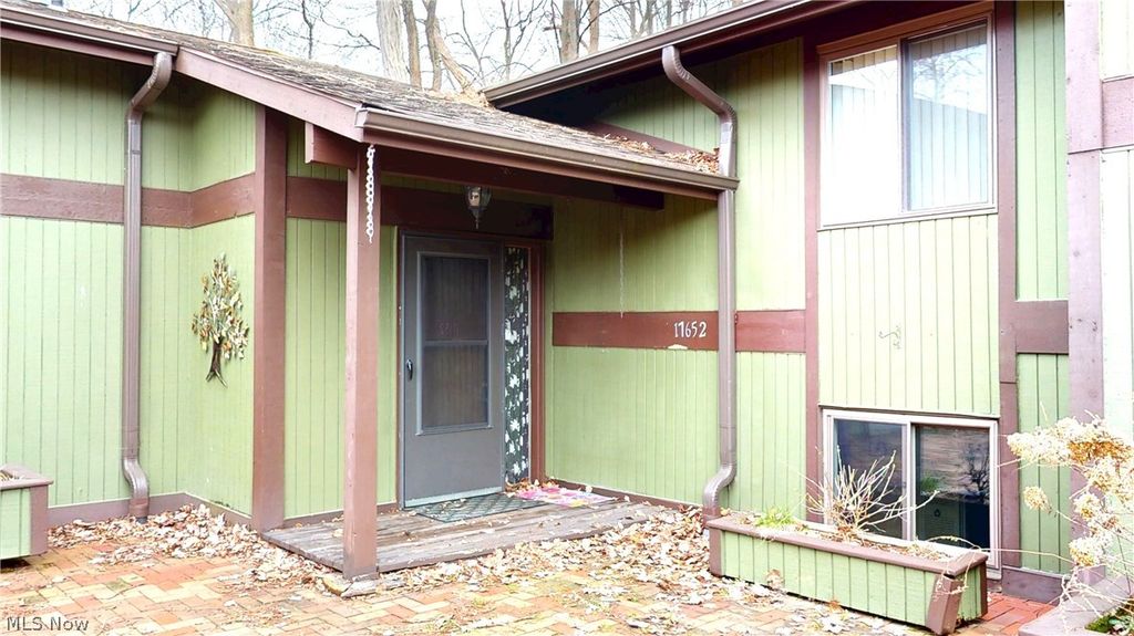 Photo of 17652 Walnut Trail, Chagrin Falls, OH 44023 (MLS # 5198167)