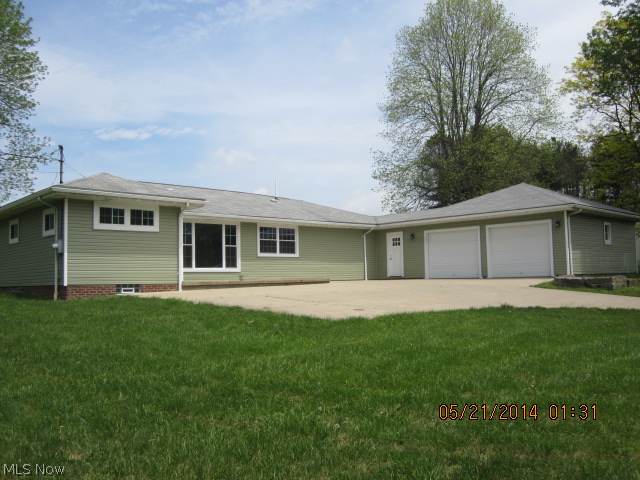 Country living with beautiful trees on 6 acres, this 3 bedroom, 2 full bath one story home has new vinyl siding,
windows, electric, plumbing, lots of updates!! Attached 2 car garage, 30x40 pole barn, horse barn with pasture. Don't miss this one!