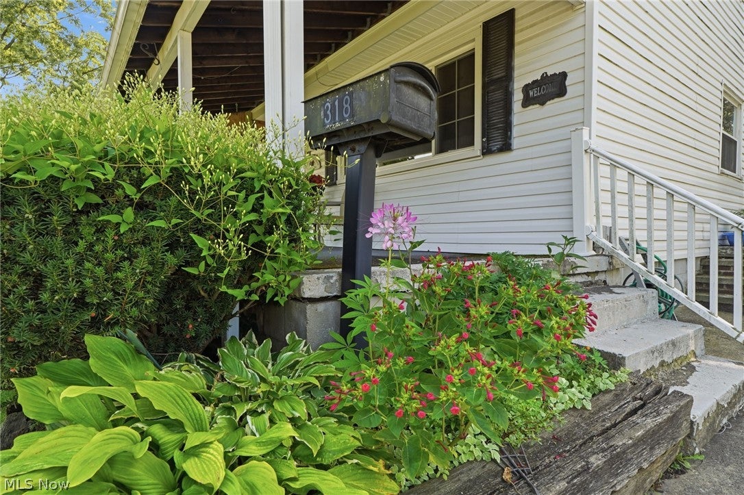 318 Lehigh Avenue
