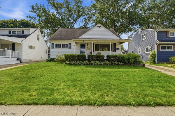 318 LEHIGH AVE, CUYAHOGA FALLS, OH 44221 - Image ae841559c9254edfbf7dfef2eeba9dcb/932646928