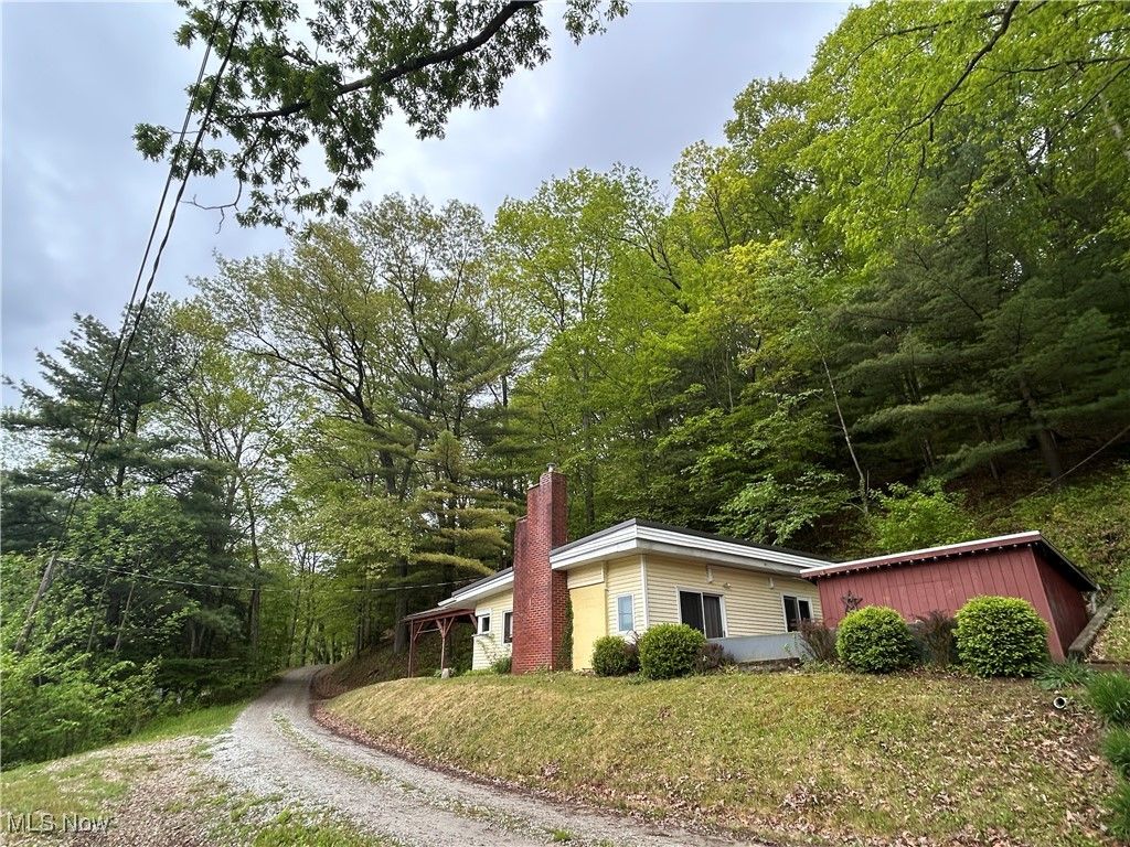 Photo of 31713 Tappan Hills Road, Tippecanoe, OH 44699 (MLS # 5168604)