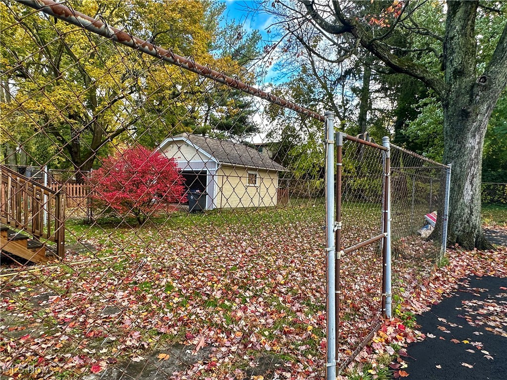 Bonnie Brae - Residential