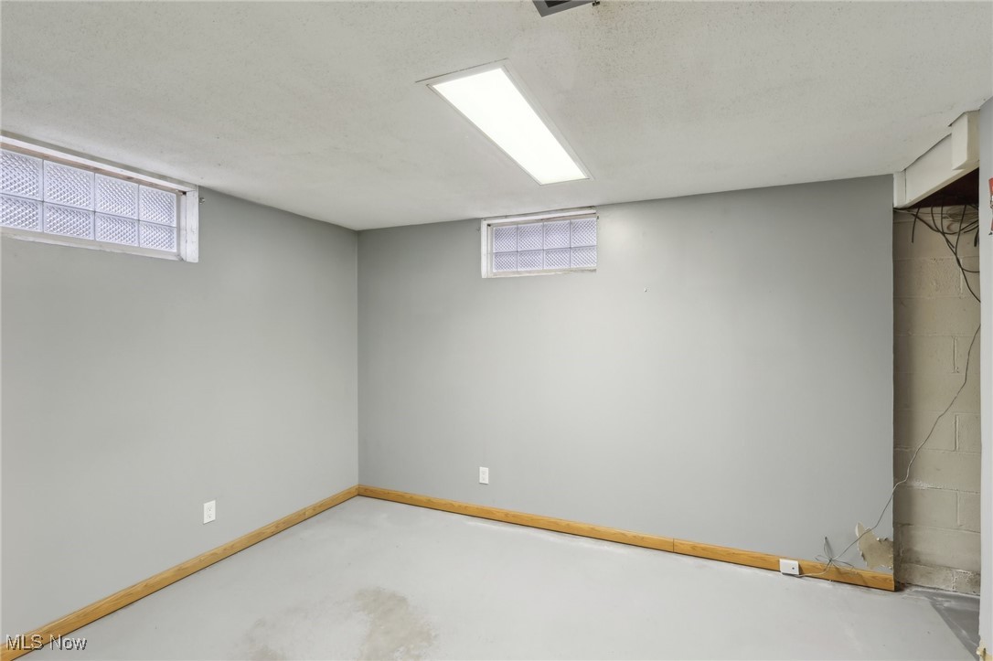1287 Louisiana Avenue, Akron, Ohio image 24