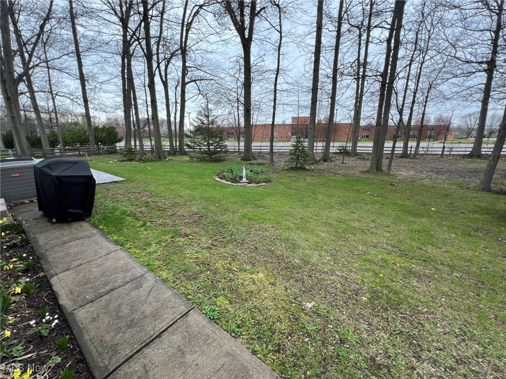 6581 Newhouse Court, Mentor, Ohio image 8