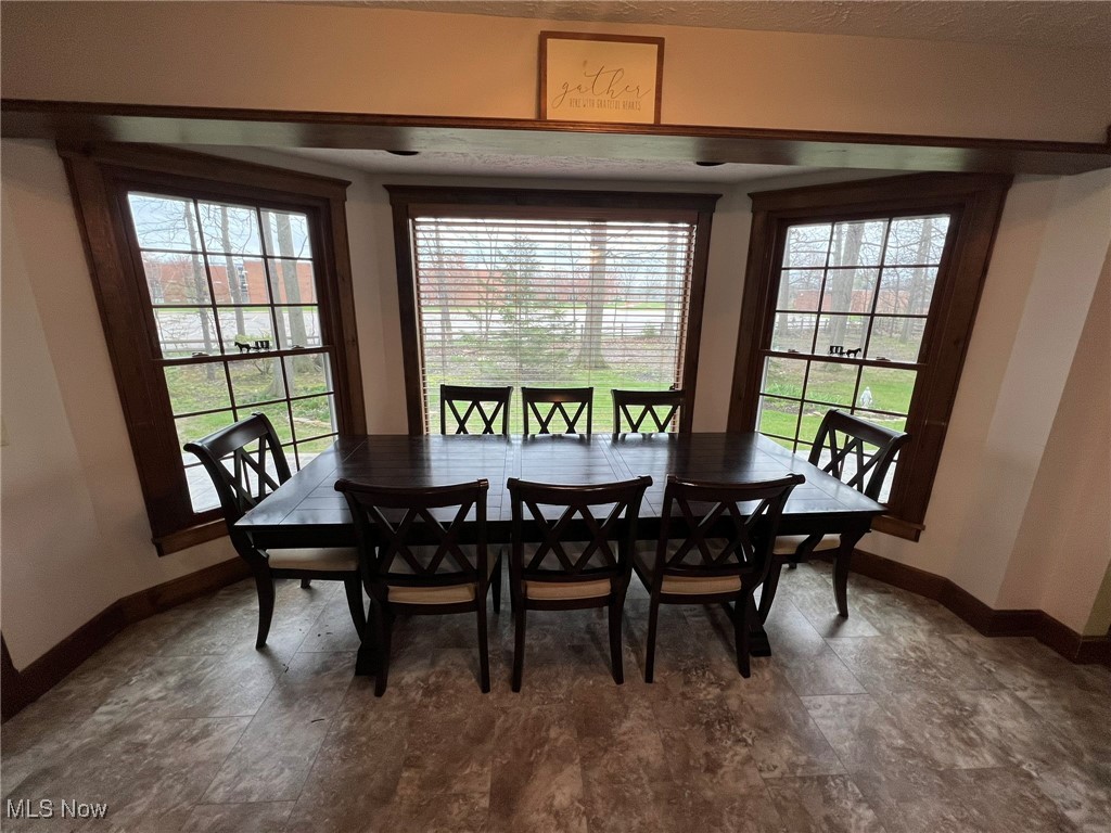 6581 Newhouse Court, Mentor, Ohio image 15