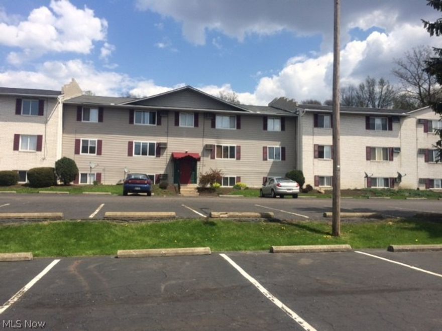 One month free rent! One bedroom 1 bath available now for rent. Apartment complex has large common courtyard area with playground for kids, exercise room and on-site laundry facility. Unit is freshly painted has new carpet. This unit is a downstairs corner unit. $50 application fee required. Background and eviction check is a must!!! Sorry No pets. Please call now for your showing.