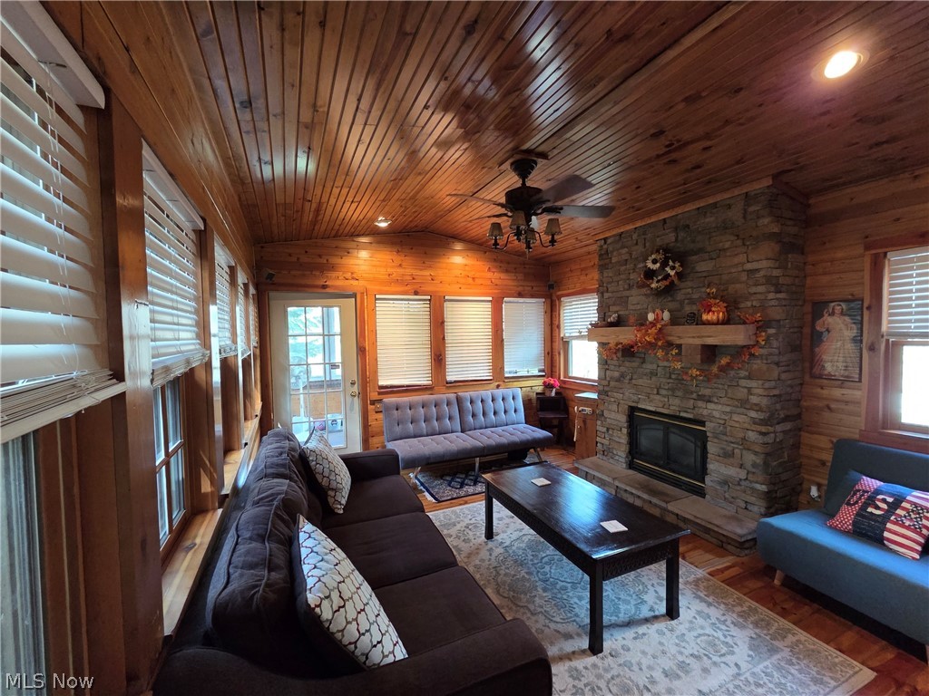 Lakeshore Park - Residential