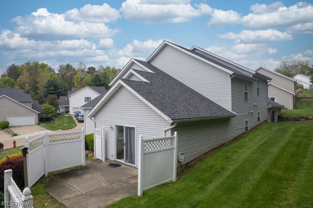 Hilltop Terrace Condo - Residential