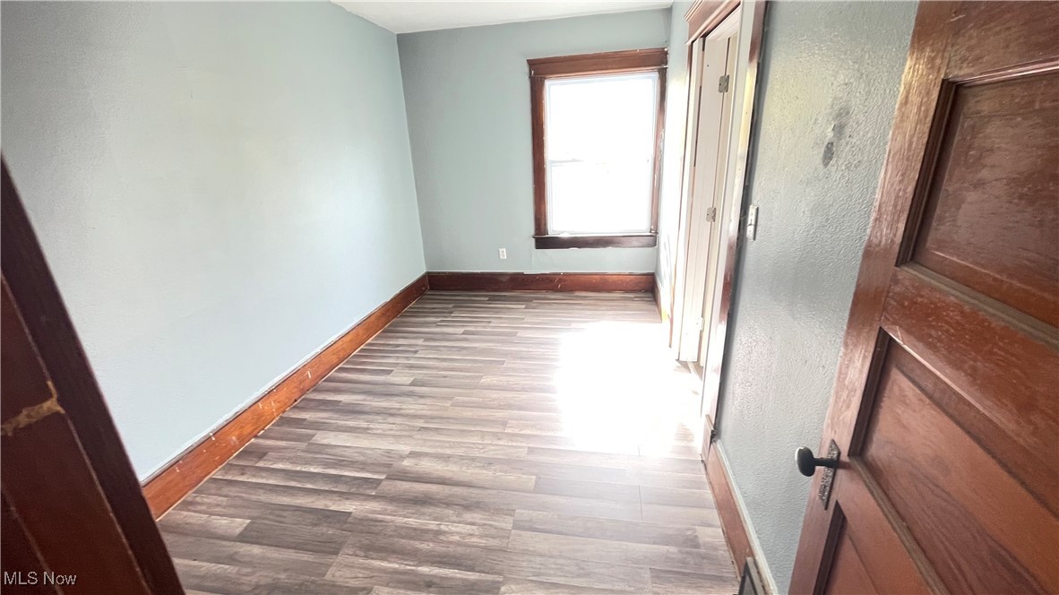 J H Hardys - Residential Lease