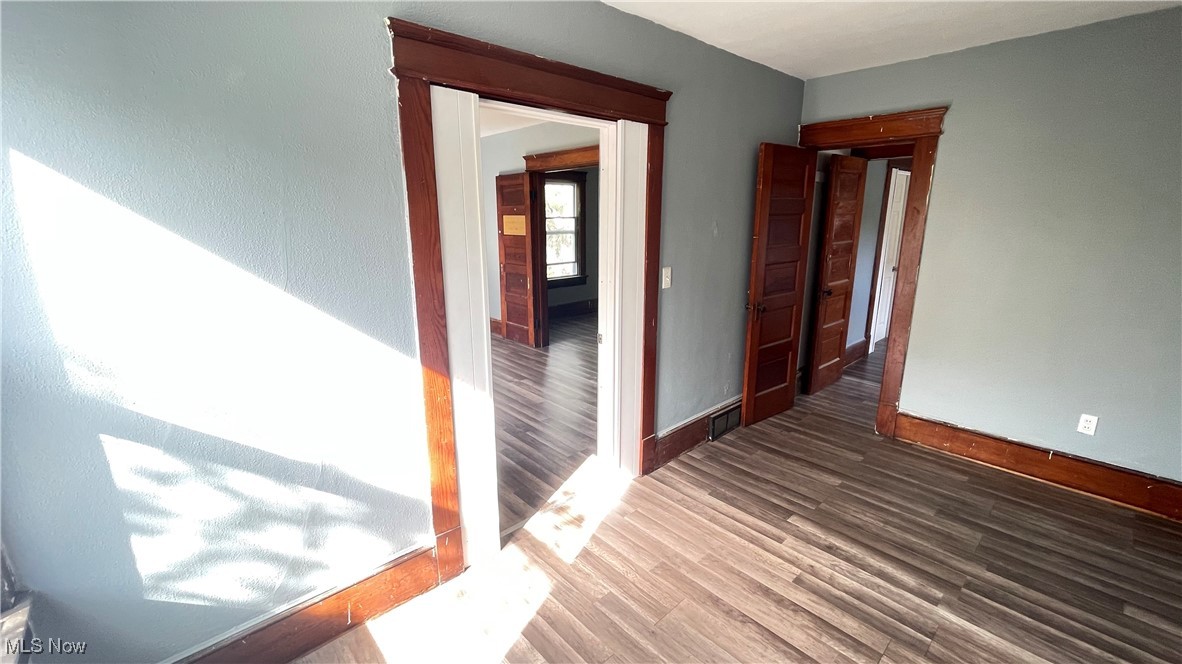 J H Hardys - Residential Lease