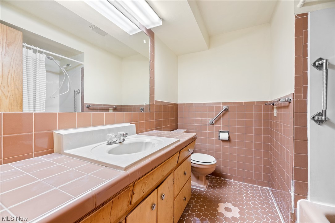 Fairlawn View - Residential Income