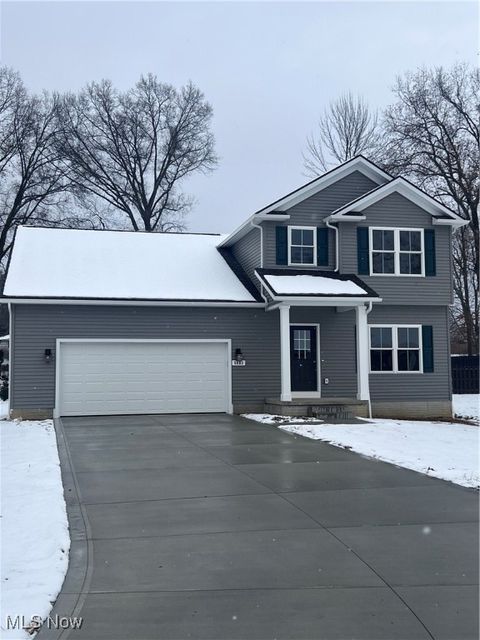 Homes For Sale - 5403 Winding Creek Drive<br/> Ravenna, OH 44266