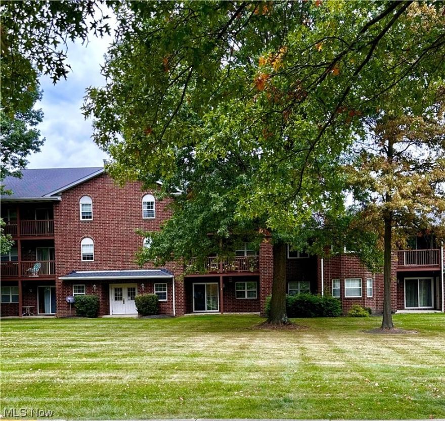 This beautiful and recently updated first floor condo (no steps) is truly move-in ready. This lovely one bedroom/one bath unit also includes a spacious great room, large office, dining room and a kitchen with tons of storage and newer stainless steel appliances (all stay). Easy one floor living with a convenient in-suite laundry, washer/dryer included! The master bedroom has new carpet and a huge walk-in closet. The patio has a peaceful, quiet, wooded view and off the patio is a large exterior storage closet. A one car garage with newer opener is included, garage bay is #25, parcel #584-02-408 (separate parcel). This condo is situated on over 4 acres of common area. Conveniently located in the heart of Broadview Hts!