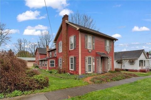 Photo of 6486 E Garfield Road, Petersburg, OH 44454 (MLS # 5202767)