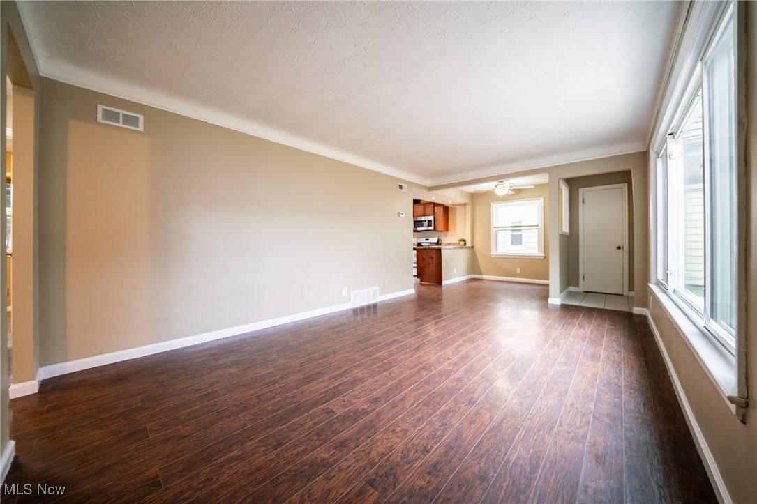 Briar Cliff 05 - Residential