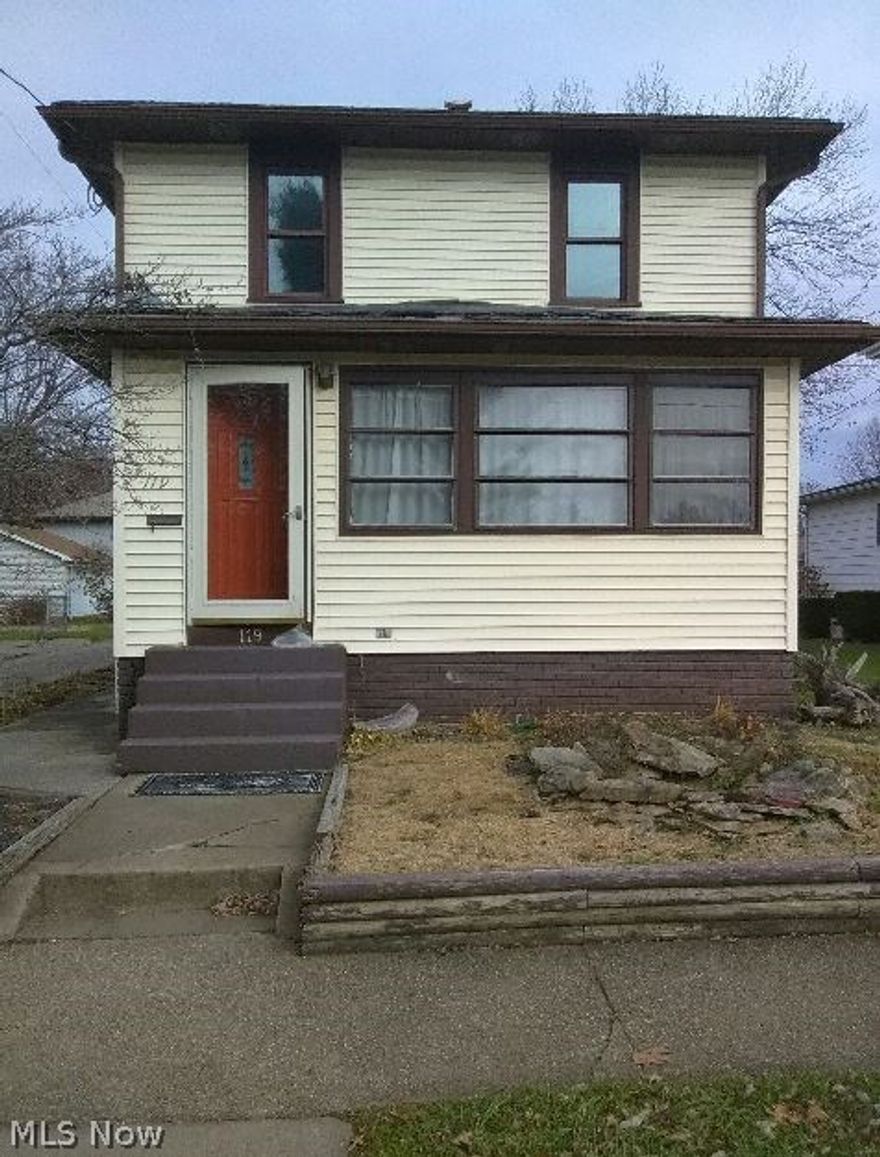 This is a court ordered auction. Saturday December 17th at 10:00am. Registration 1 hour prior to auction. This home has a tax Value of $64,300 (Tuscarawas County Auditor). With a starting bid of only $15,000 this will be a great deal for someone. Legal: This is a court ordered real estate auction, Tuscarawas County Case # 2013CF060498. United States of America acting through The Rural development, United States Department of Agriculture (USDA) v. Craig S. Bollon, et al. Terms: This is a Foreclosure Auction ordered by the Tuscarawas County Common Pleas Court. The foreclosure process clears all liens and encumbrances that come up during the title search including back taxes, on the subject property. The property sells with a minimum opening bid of $15,000. A 10% buyer's premium will be added to the high bid to obtain the final contract selling price. The high bidder will immediately write a check for 10% of the sale price or $2,000, which ever is greater, as a non-refundable deposit whic