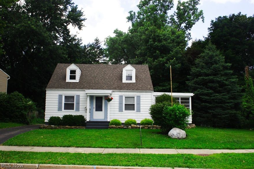 Great South Painesville home in convenient location.  Extra large rooms with large master bedroom on second floor.  Basement allows for many possibilities.   Oversized yard allows for great privacy in backyard designed for enjoyment.   Two car garage convienent for the fantastic Ohio winters.