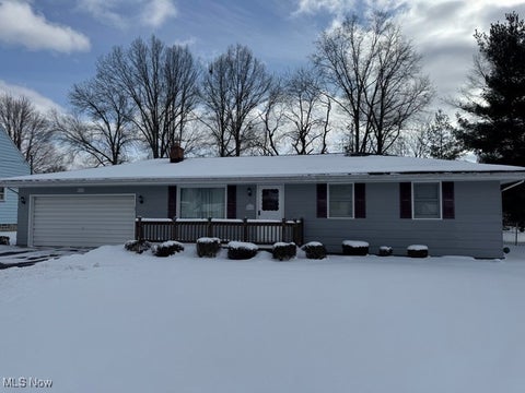 Photo for 427 Earl Drive